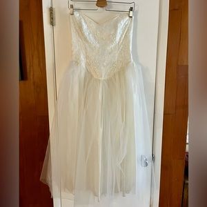 Gunne Sax Vintage Tulle Midi Dress